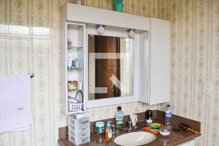 Casa à venda com 750m², 3 quartos e 4 vagasBanheiro Social