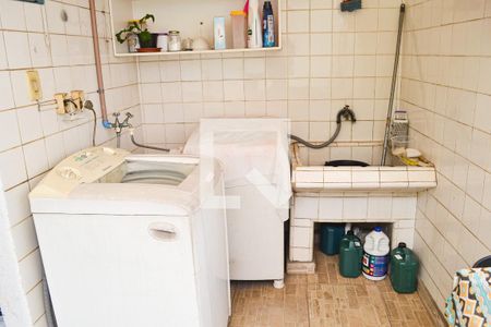 Casa à venda com 750m², 3 quartos e 4 vagasÁrea de Serviço