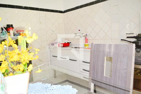 Casa à venda com 750m², 3 quartos e 4 vagasCozinha casa 2