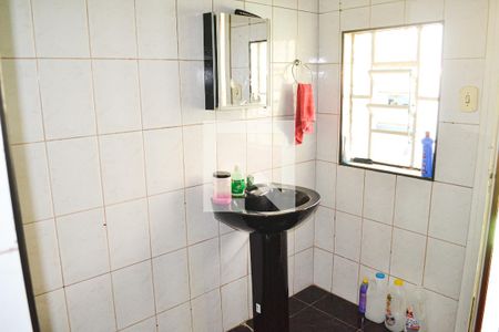 Casa à venda com 750m², 3 quartos e 4 vagasBanheiro casa 2