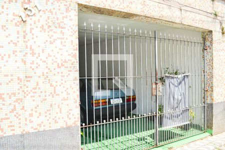 Casa à venda com 750m², 3 quartos e 4 vagasFachada