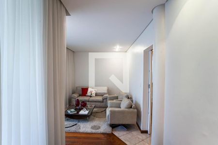 Sala 1 de casa à venda com 4 quartos, 290m² em Vila Cloris, Belo Horizonte