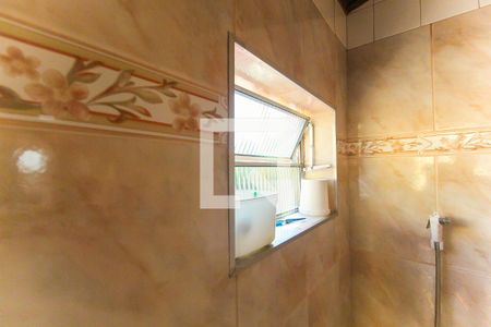 Casa à venda com 220m², 3 quartos e 5 vagasBanheiro de Serviço