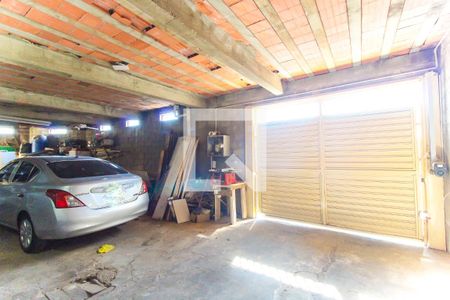 Casa à venda com 220m², 3 quartos e 5 vagasGaragem