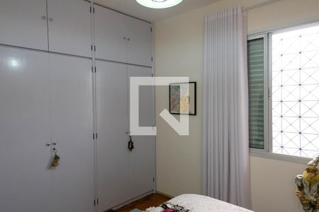 Casa à venda com 255m², 4 quartos e sem vaga Casa à venda com 255m², 4 quartos e sem vagaQuarto 2