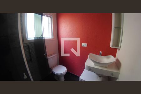 Banheiro da Suíte de casa de condomínio à venda com 4 quartos, 180m² em Jardim Monte Alegre, São Paulo