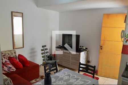 Apartamento para alugar com 50m², 2 quartos e 1 vaga Apartamento para alugar com 50m², 2 quartos e 1 vagaSala