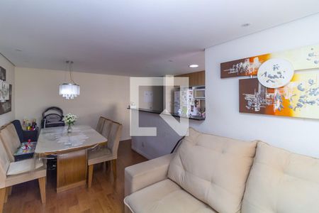 Sala de apartamento à venda com 2 quartos, 56m² em Vila Ivone, São Paulo