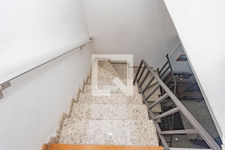 Escada de casa à venda com 3 quartos, 150m² em Vila Brasilio Machado, São Paulo