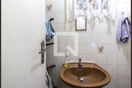 lavabo_3 de casa à venda com 4 quartos, 119m² em Parque Fongaro, São Paulo