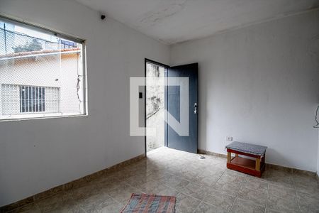Casa à venda com 119m², 4 quartos e 2 vagassuíte área de serviço_3