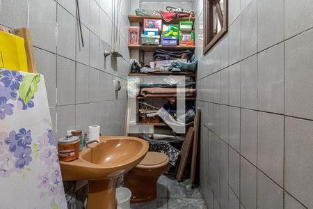 Casa à venda com 119m², 4 quartos e 2 vagasbanheiro quarto  serviço_1