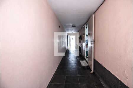 Casa à venda com 119m², 4 quartos e 2 vagascorredor lateral_2