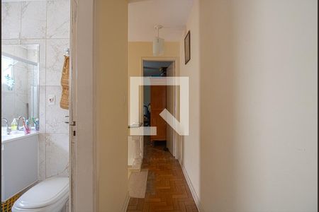 corredor comodos_2 de casa à venda com 4 quartos, 119m² em Parque Fongaro, São Paulo