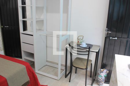 Studio para alugar com 27m², 1 quarto e sem vagaCabideiro/mesa