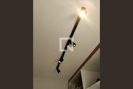 Apartamento à venda com 88m², 3 quartos e 1 vaga Apartamento à venda com 88m², 3 quartos e 1 vagaCloset - Luminária