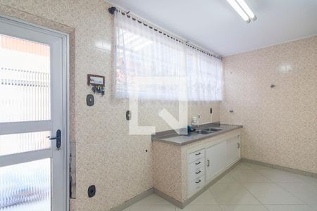 Casa para alugar com 260m², 3 quartos e 4 vagasCozinha