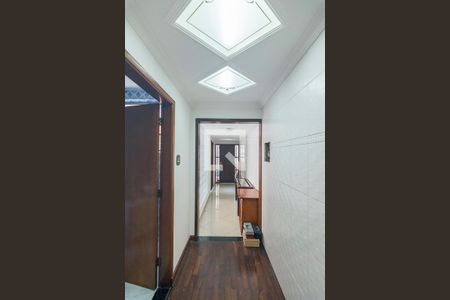 Casa para alugar com 260m², 3 quartos e 4 vagasCorredor