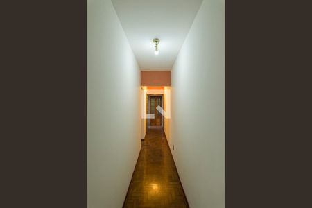 Casa para alugar com 260m², 3 quartos e 4 vagasCorredor