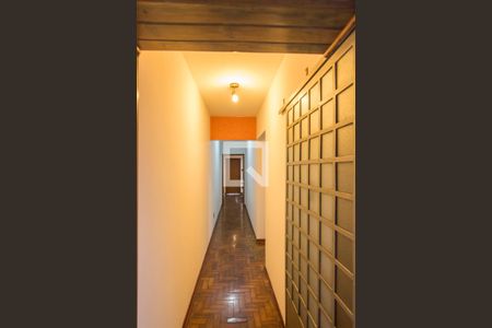 Casa para alugar com 260m², 3 quartos e 4 vagasCorredor