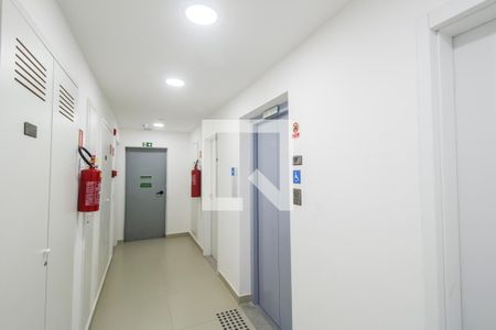 Apartamento à venda com 42m², 1 quarto e 1 vaga Apartamento à venda com 42m², 1 quarto e 1 vagaEntrada