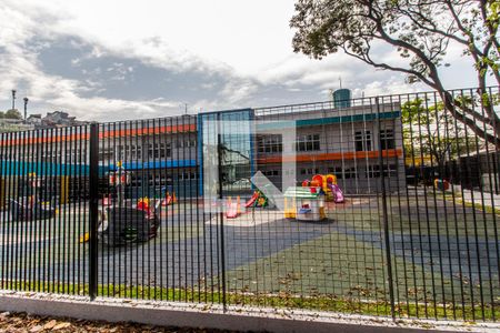 Apartamento à venda com 42m², 1 quarto e 1 vaga Apartamento à venda com 42m², 1 quarto e 1 vagaCreche