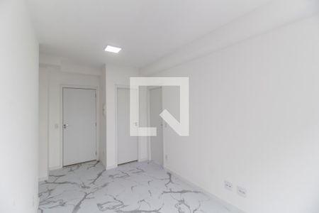 Sala de TV de apartamento à venda com 1 quarto, 42m² em Jardim Tupanci, Barueri