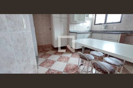 Apartamento à venda com 68m², 2 quartos e 1 vagaCozinha