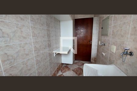 Apartamento à venda com 68m², 2 quartos e 1 vagaÁrea de Serviço