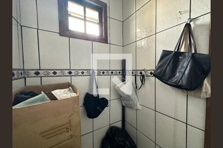 Casa para alugar com 100m², 3 quartos e sem vagaBanheiro 