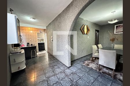 Casa para alugar com 100m², 3 quartos e sem vagaCozinha