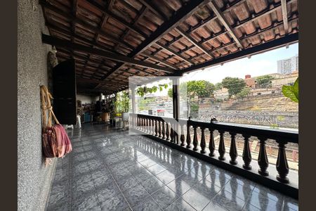 Casa para alugar com 100m², 3 quartos e sem vagaVaranda 