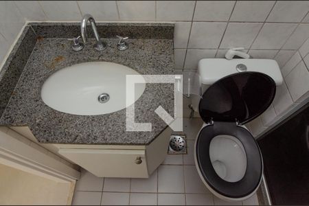 Apartamento para alugar com 64m², 2 quartos e 1 vaga Apartamento para alugar com 64m², 2 quartos e 1 vagaBanheiro