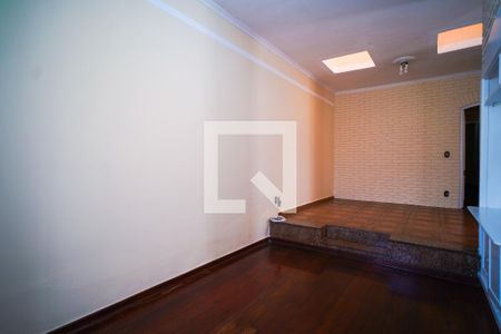 Sala de TV de casa para alugar com 2 quartos, 142m² em Jardim Santa Rosália, Sorocaba