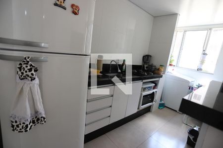 Apartamento para alugar com 48m², 2 quartos e 1 vagaCOZINHA