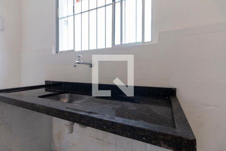Casa para alugar com 45m², 1 quarto e sem vaga Casa para alugar com 45m², 1 quarto e sem vagaCozinha