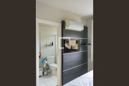 Suíte 01 de apartamento para alugar com 2 quartos, 90m² em Itacorubi, Florianópolis