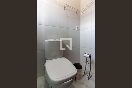 Casa para alugar com 260m², 6 quartos e 2 vagasBanheiro Social