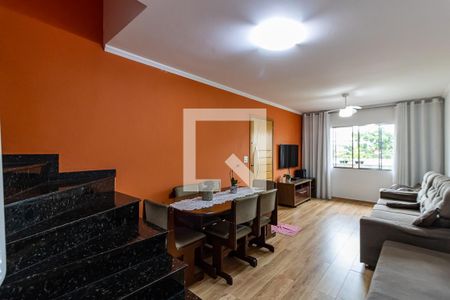 Sala de casa para alugar com 6 quartos, 260m² em Jardim Primavera, São Paulo