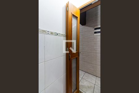 Casa para alugar com 260m², 6 quartos e 2 vagasLavabo