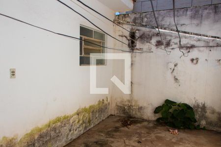 Casa à venda com 250m², 3 quartos e 2 vagasÁREA DE SERVIÇO