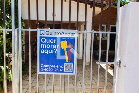 Casa à venda com 250m², 3 quartos e 2 vagasFACHADA