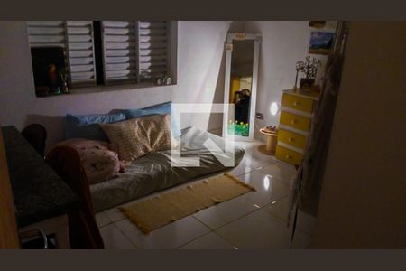 Casa à venda com 250m², 3 quartos e 2 vagasEDICULA FUNDO