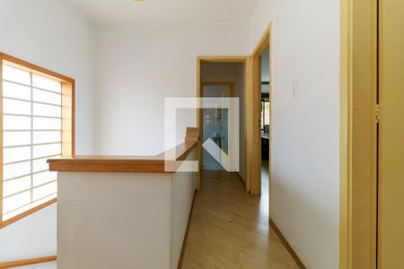 Casa à venda com 173m², 4 quartos e 2 vagasCorredor