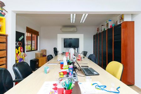 Casa à venda com 173m², 4 quartos e 2 vagasSala 2