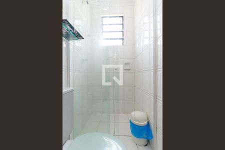 Casa à venda com 173m², 4 quartos e 2 vagasBanheiro 1