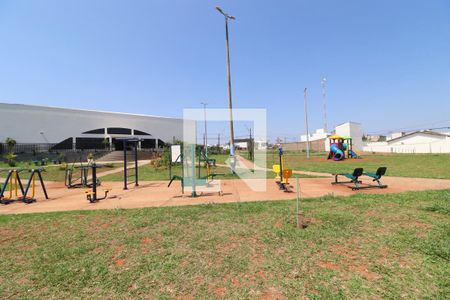 Praça de apartamento para alugar com 2 quartos, 40m² em Laranjeiras, Uberlândia