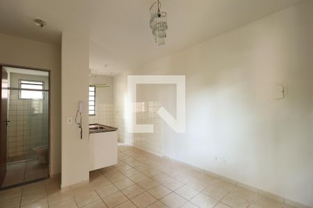 Sala de apartamento para alugar com 2 quartos, 40m² em Laranjeiras, Uberlândia