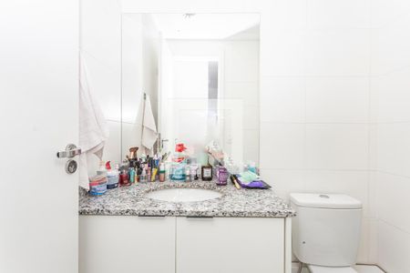 Banheiro de apartamento para alugar com 2 quartos, 55m² em Vila Dom Pedro I, São Paulo