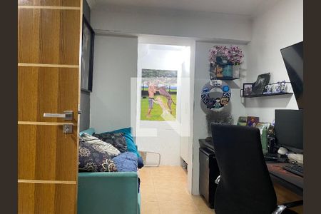 Casa à venda com 143m², 3 quartos e 2 vagasEscritório